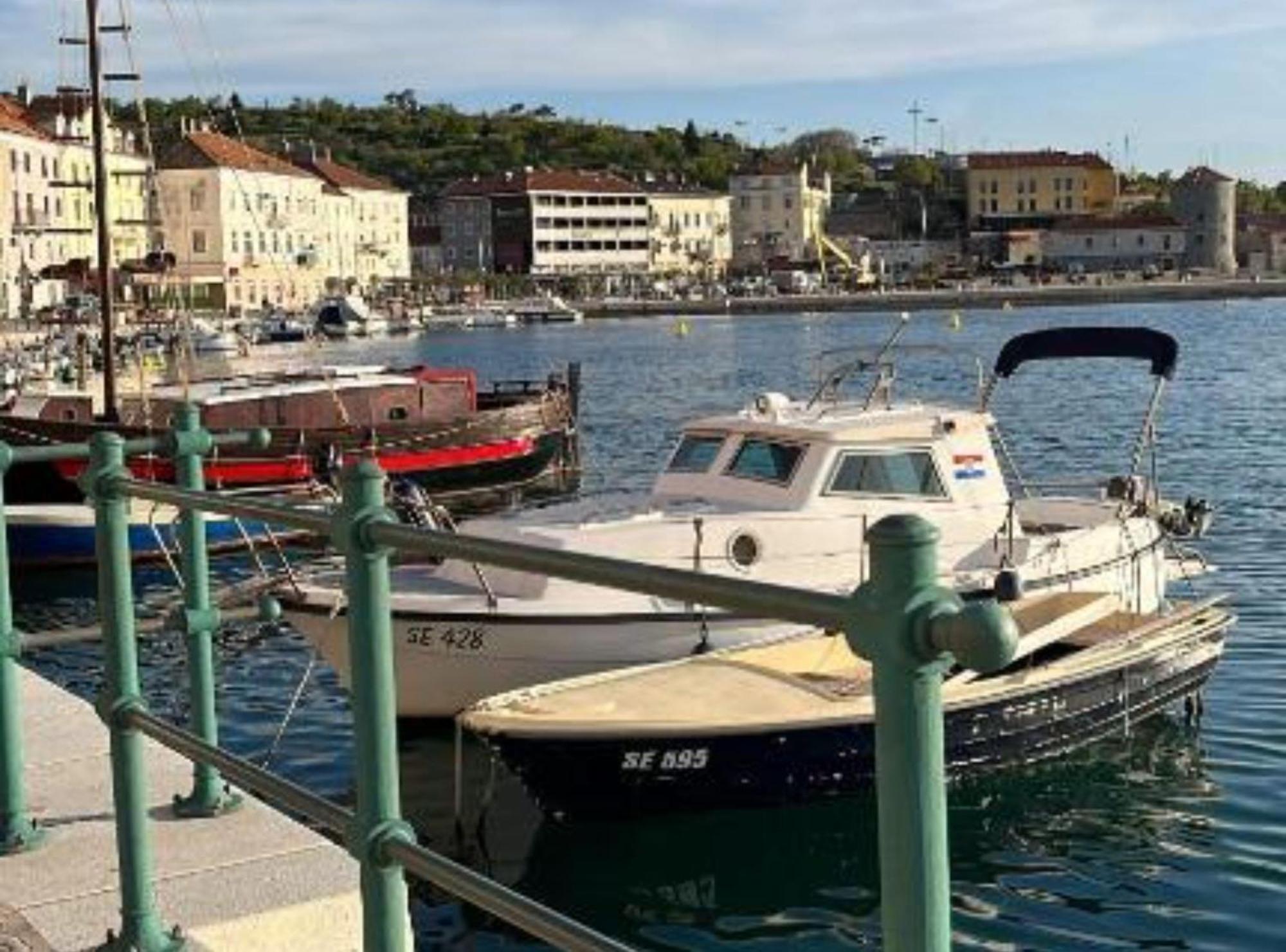 Apartman Pod Plocom Senj  Εξωτερικό φωτογραφία